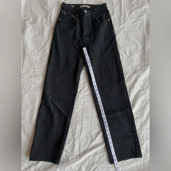 Levi's Ribcage Straight in Black Sprout - Picture 4 of 7